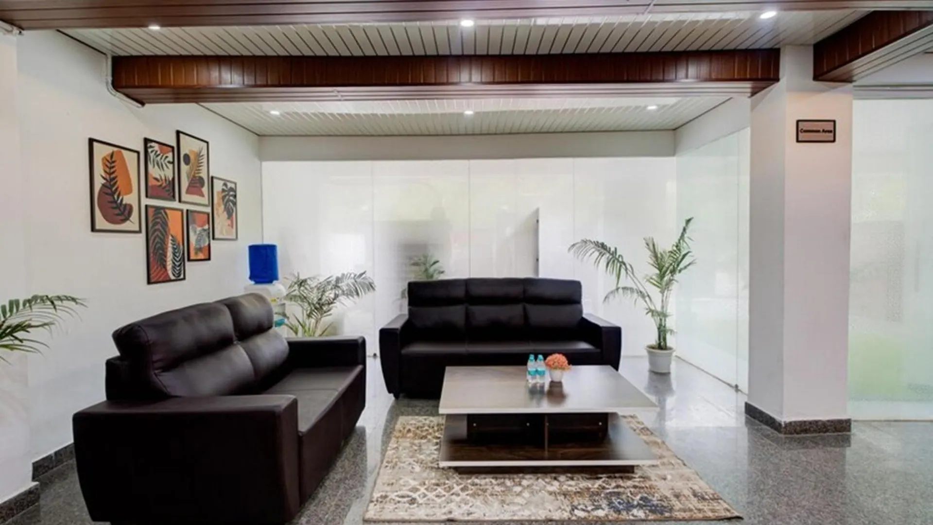גורגאון Luxury Studio Apartment With Kitchenette & Private Balcony ,Gurugram הודו