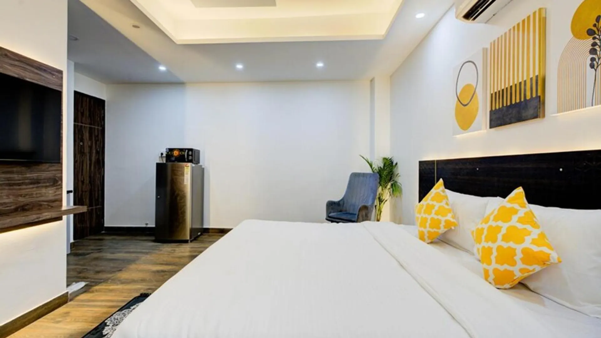 גורגאון Luxury Studio Apartment With Kitchenette & Private Balcony ,Gurugram 2*,